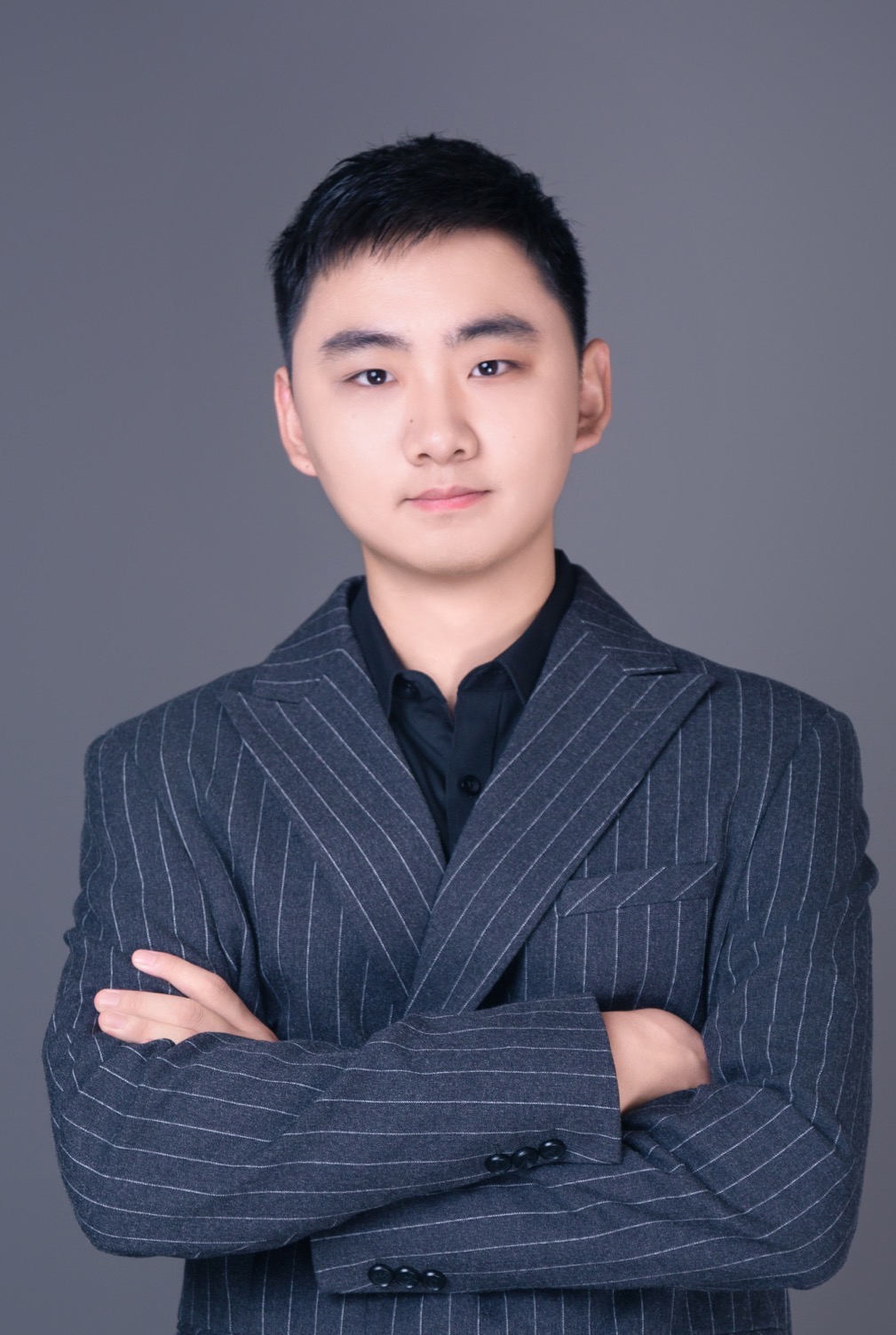 Junyu founder portrait
